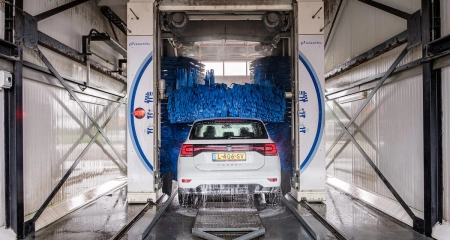 Onze eigen wasstraat!