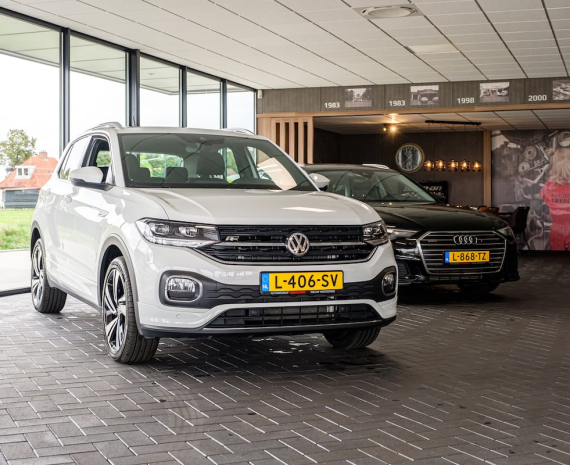 bij Autobedrijf Tjeerdsma